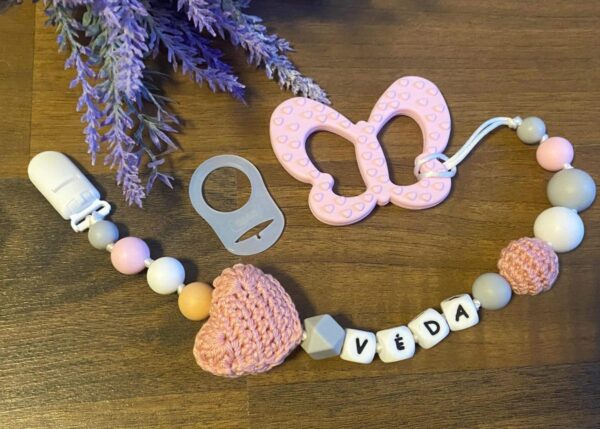 horgolt_szives_ragcsa_cumilanc-scaled