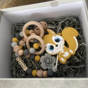 Mustár színű rágcsa- és cumilánc szett babakocsilánccal - Image 4