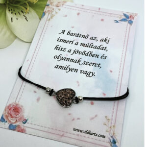 Szíves makramé karkötő egyedi szöveges ajándékkártyával - Image 3